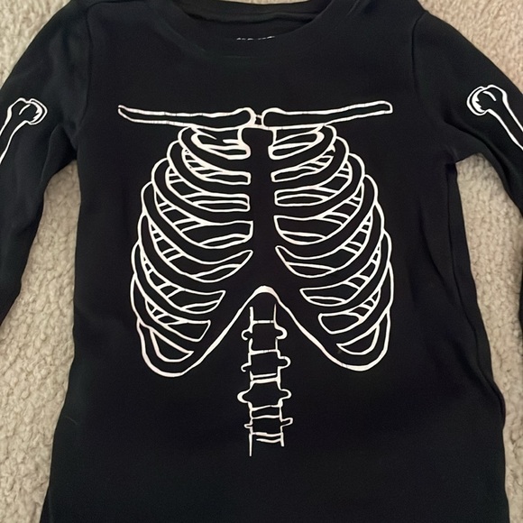 Glow in the dark skelly Jammie’s! - Picture 2 of 5